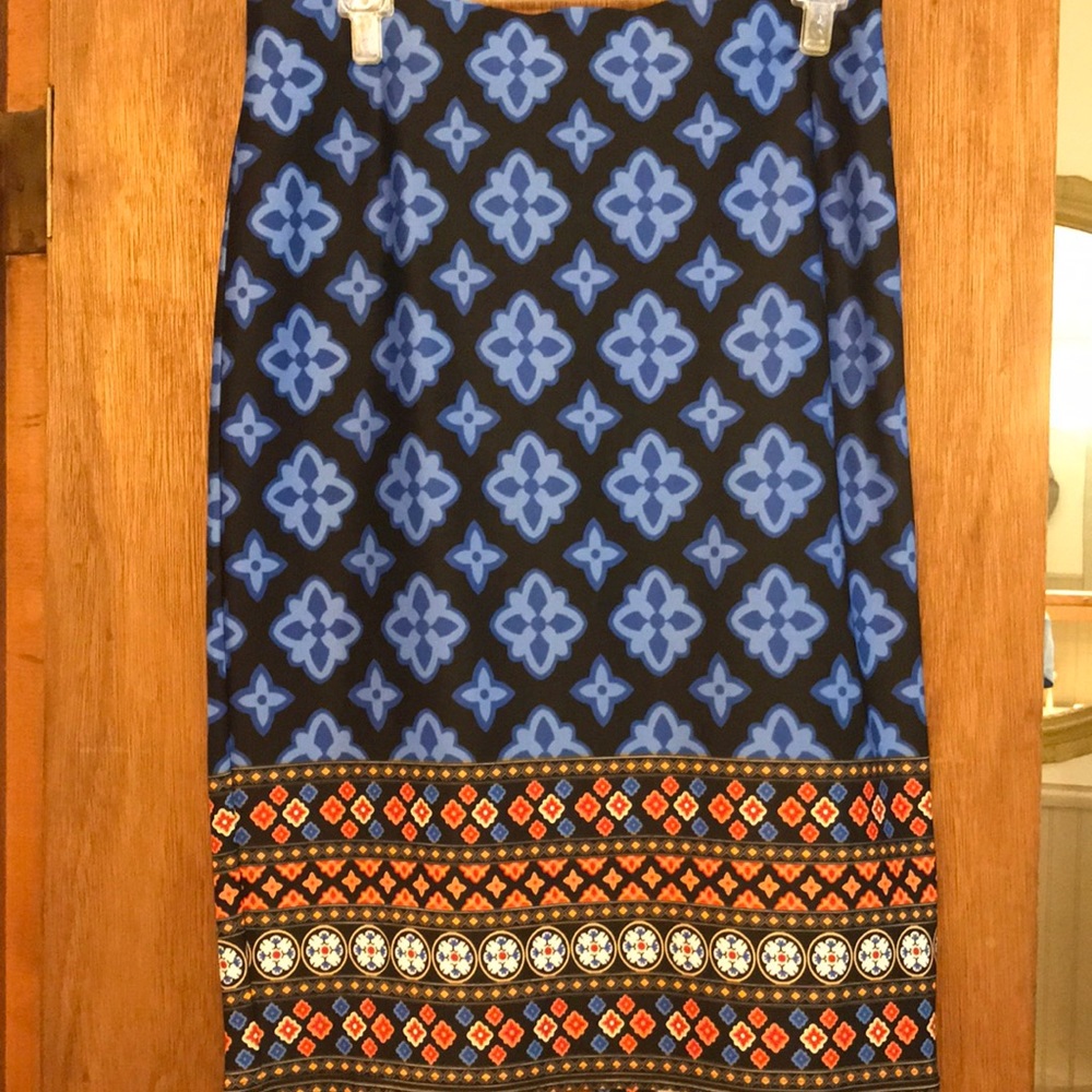 Patterned skirt